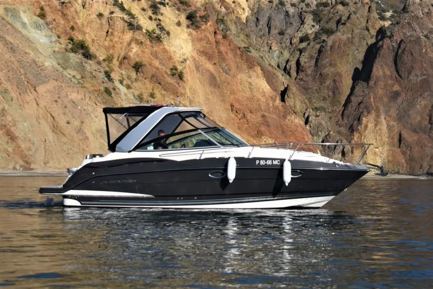 Monterey 295 sport yacht — катер в Балаклаве, фото 1