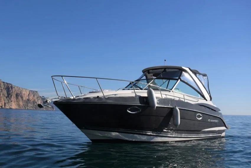Monterey 295 sport yacht — катер в Балаклаве, фото 2