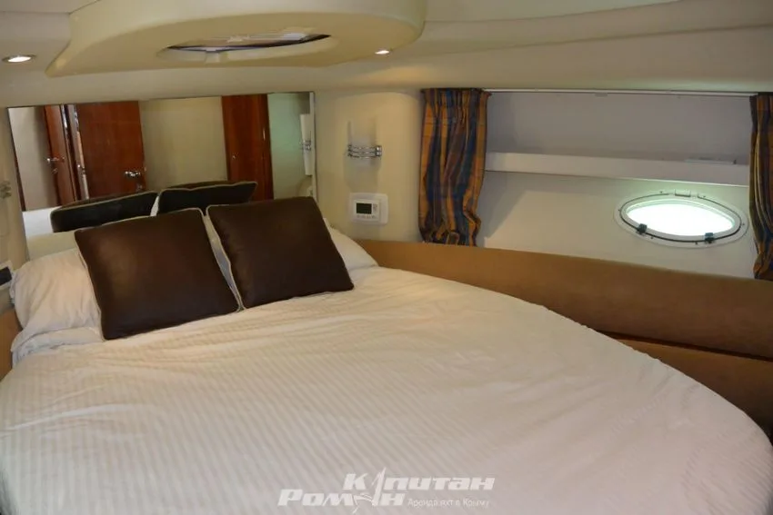 Azimut 39 "Мыс Надежда" — моторная яхта в Балаклаве, фото 1