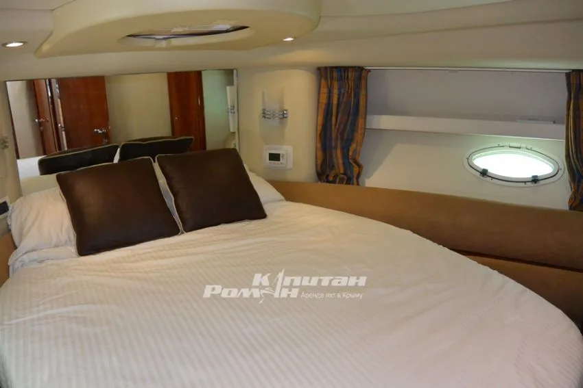 Azimut 39 "Мыс Надежда" — моторная яхта в Балаклаве, фото 2